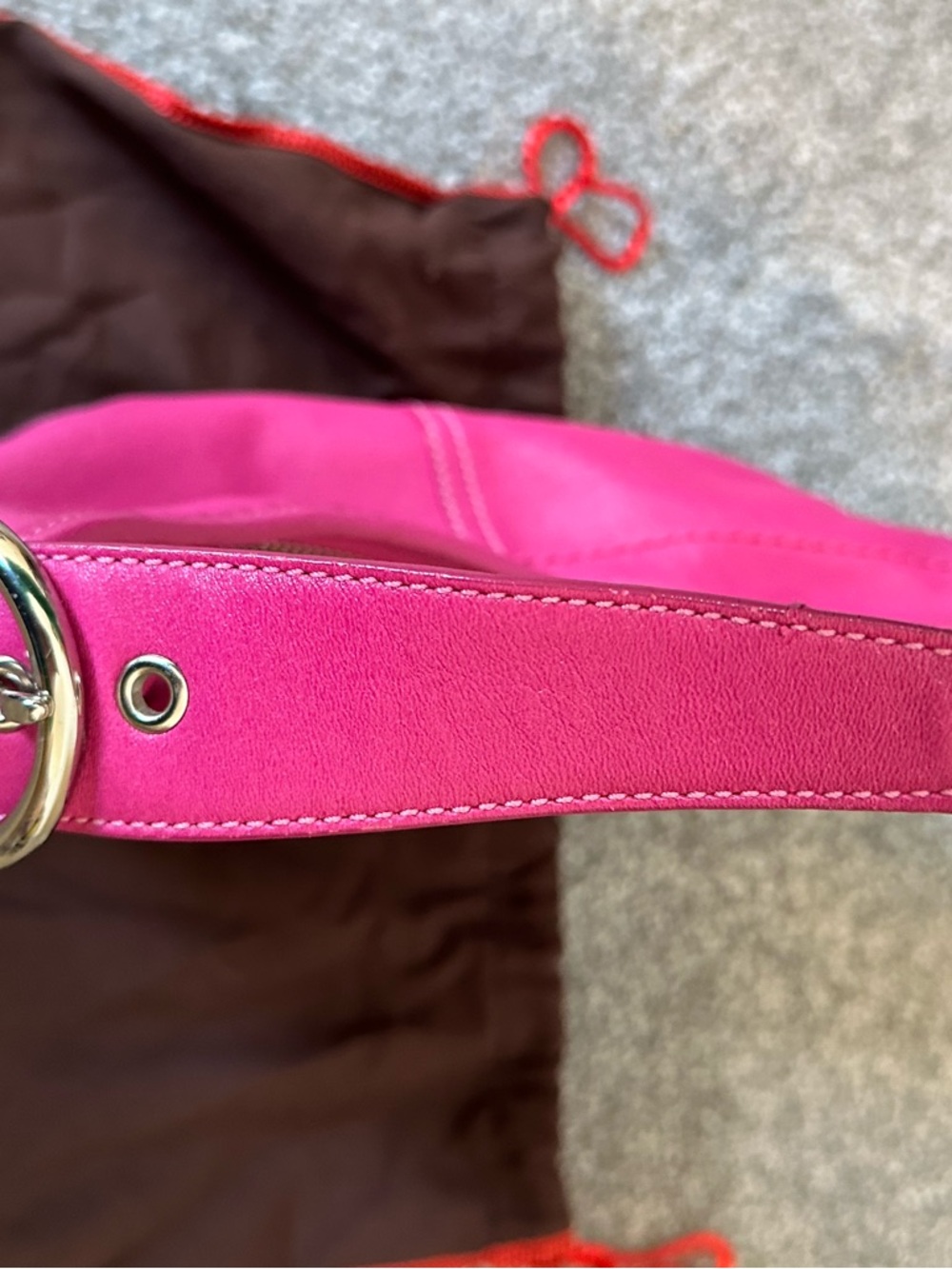 Vintage Y2K RARE Coach 9541 Soho Shoulder Bag, Pink Leather - Picture 13 of 15